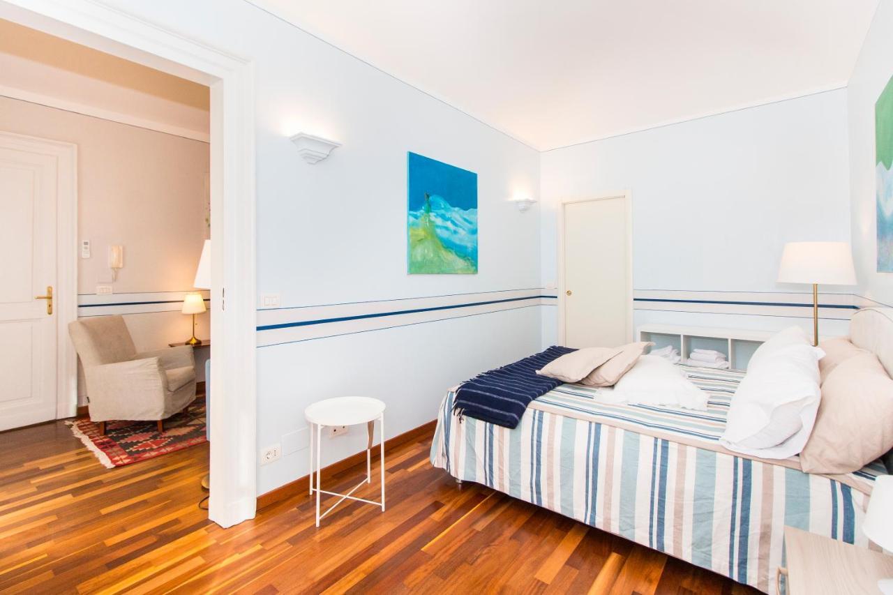 Golden Eagle Apartment Торино Екстериор снимка