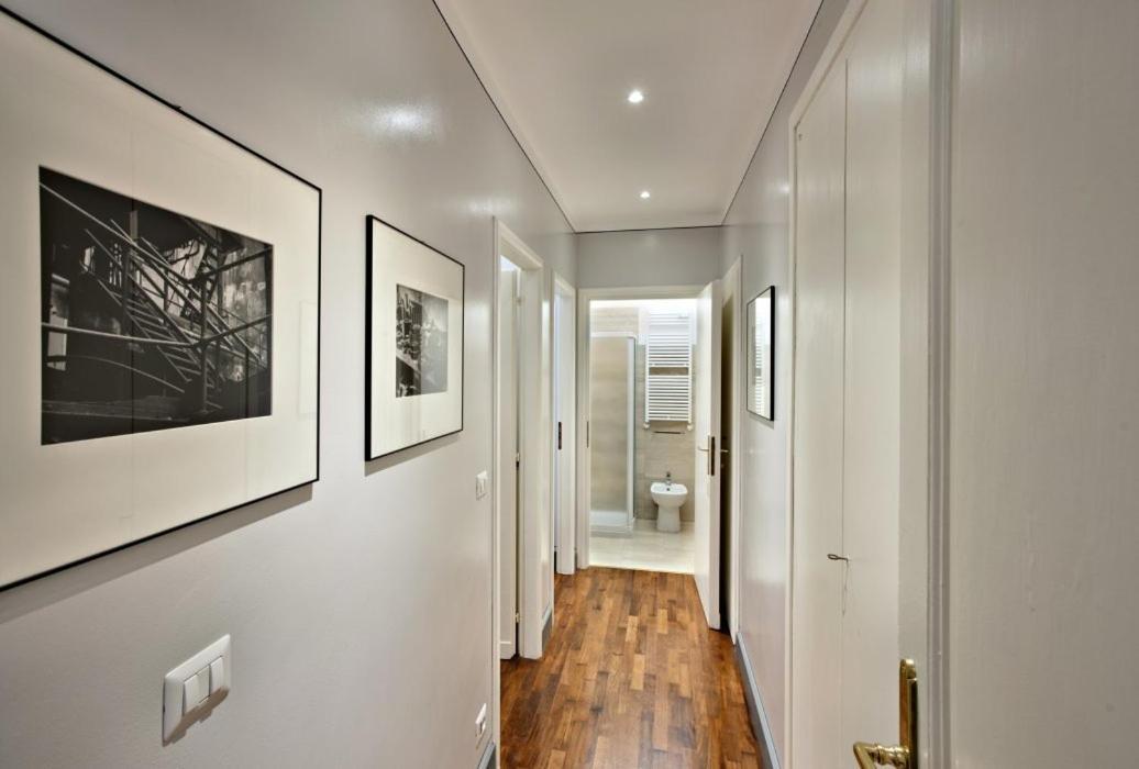 Golden Eagle Apartment Торино Екстериор снимка
