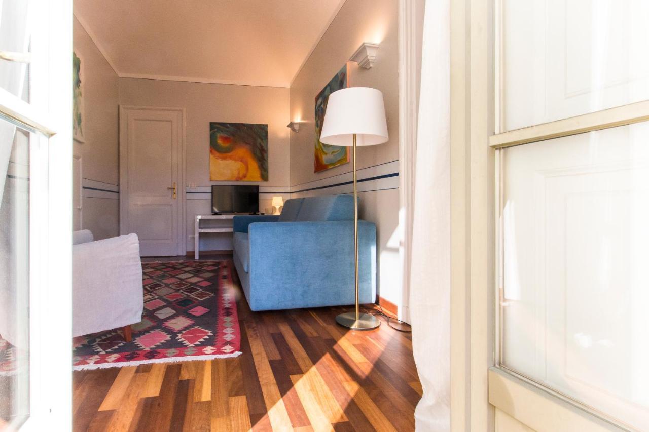 Golden Eagle Apartment Торино Екстериор снимка