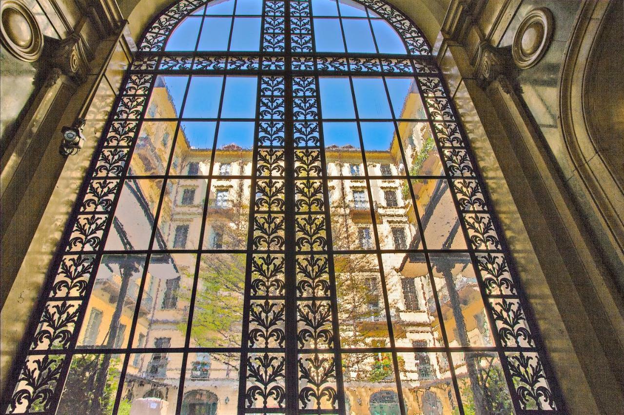 Golden Eagle Apartment Торино Екстериор снимка